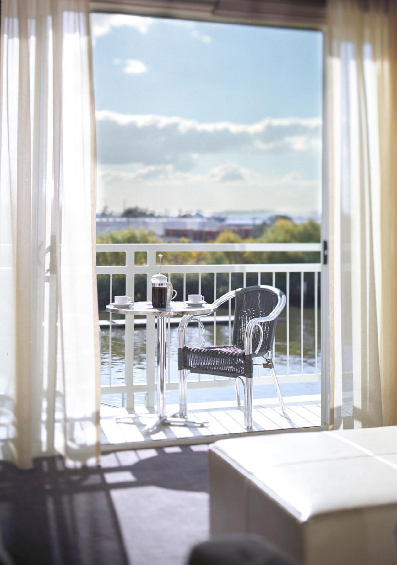 Peppers Seaport Hotel Лонсестон Экстерьер фото