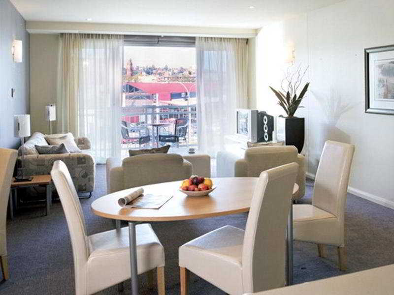 Peppers Seaport Hotel Лонсестон Экстерьер фото